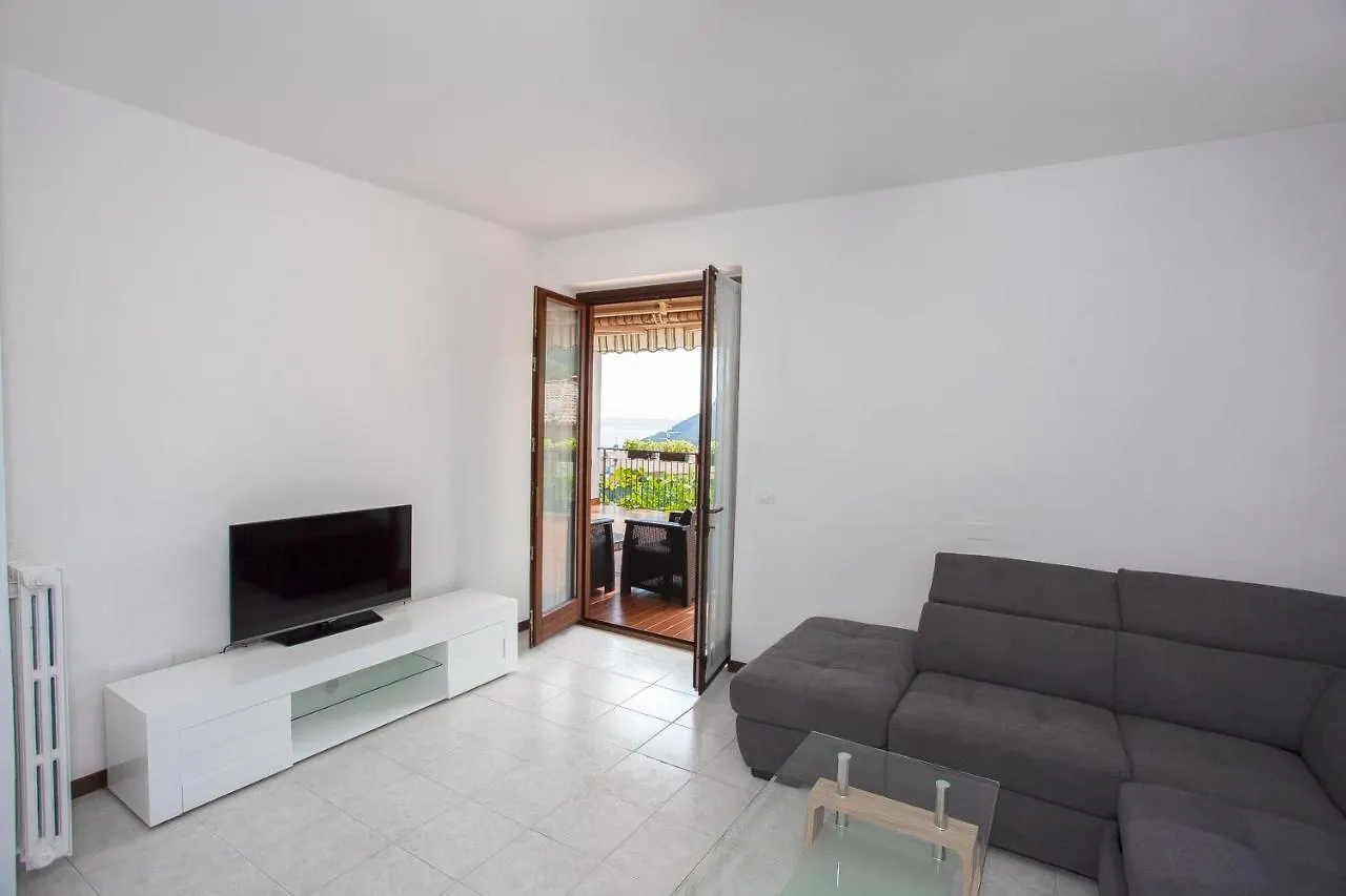 Appartamento Casa Ledio - Theater Home Tignale Italy