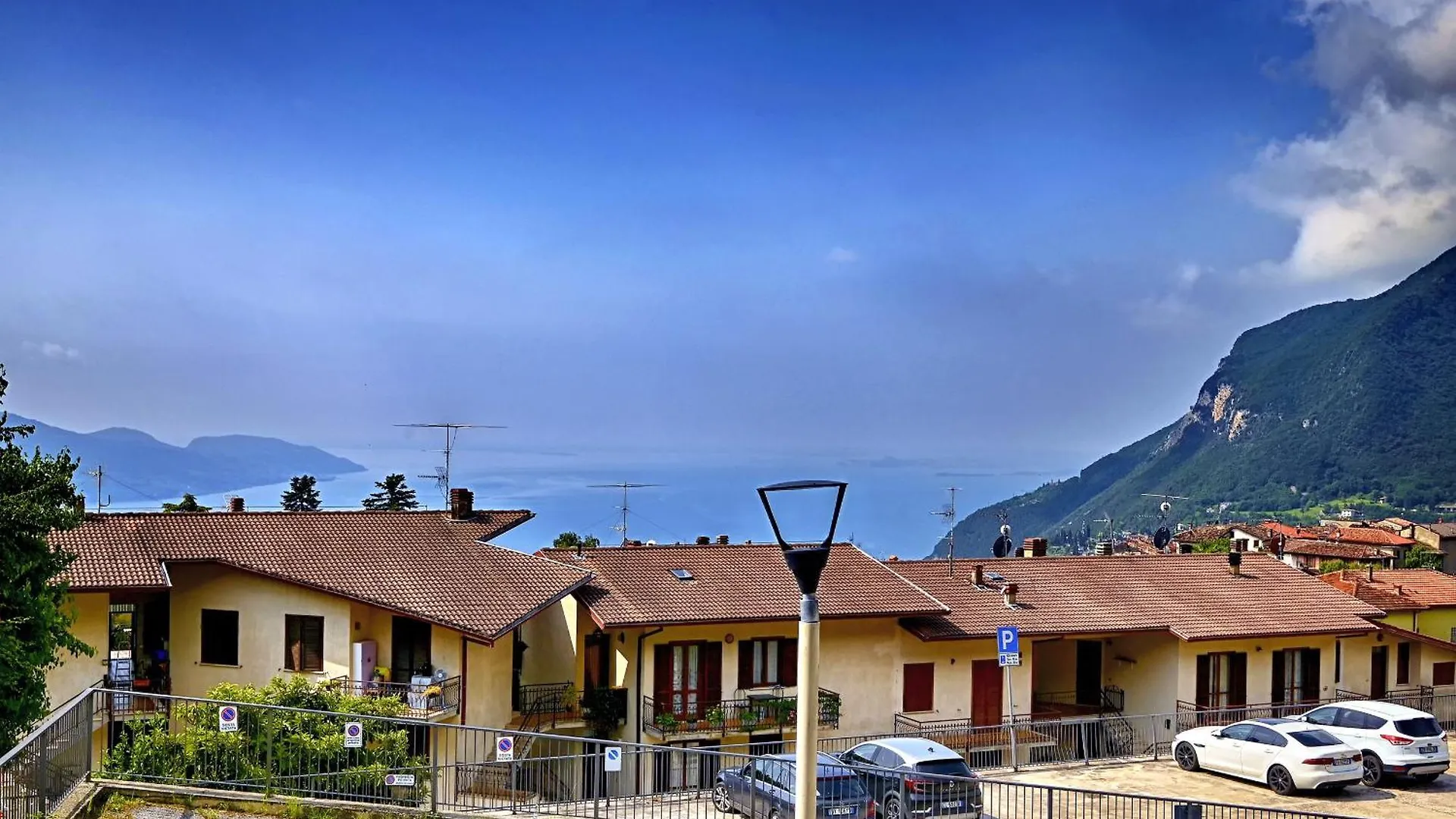 Appartamento Casa Ledio - Theater Home Tignale Italy