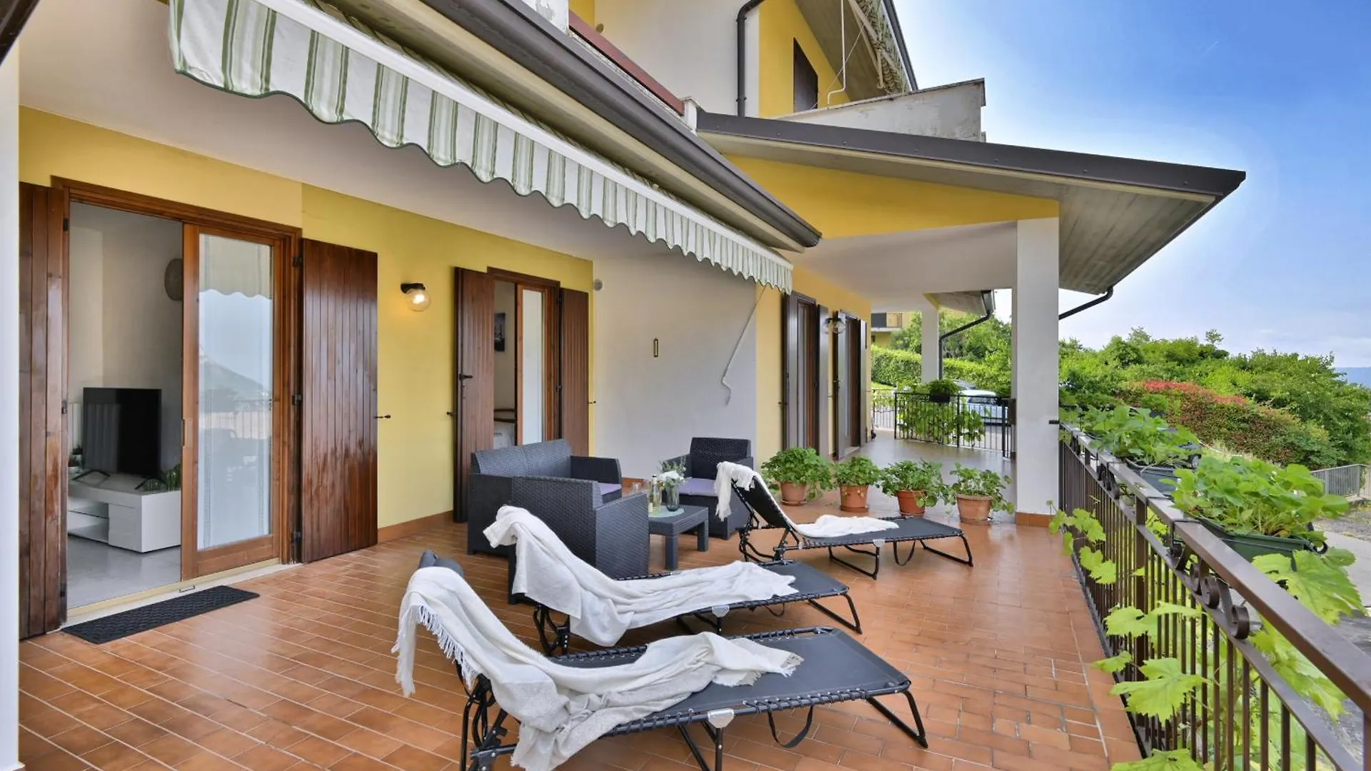 Apartment Appartamento Casa Ledio - Theater Home Tignale