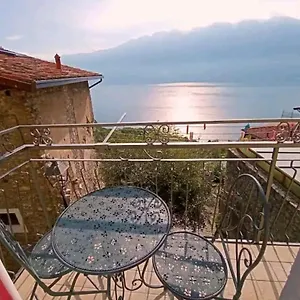 Casa vacanze Casa Cristina Vista - E Vasca Idromassaggio Ad Uso Esclusivo, Tignale